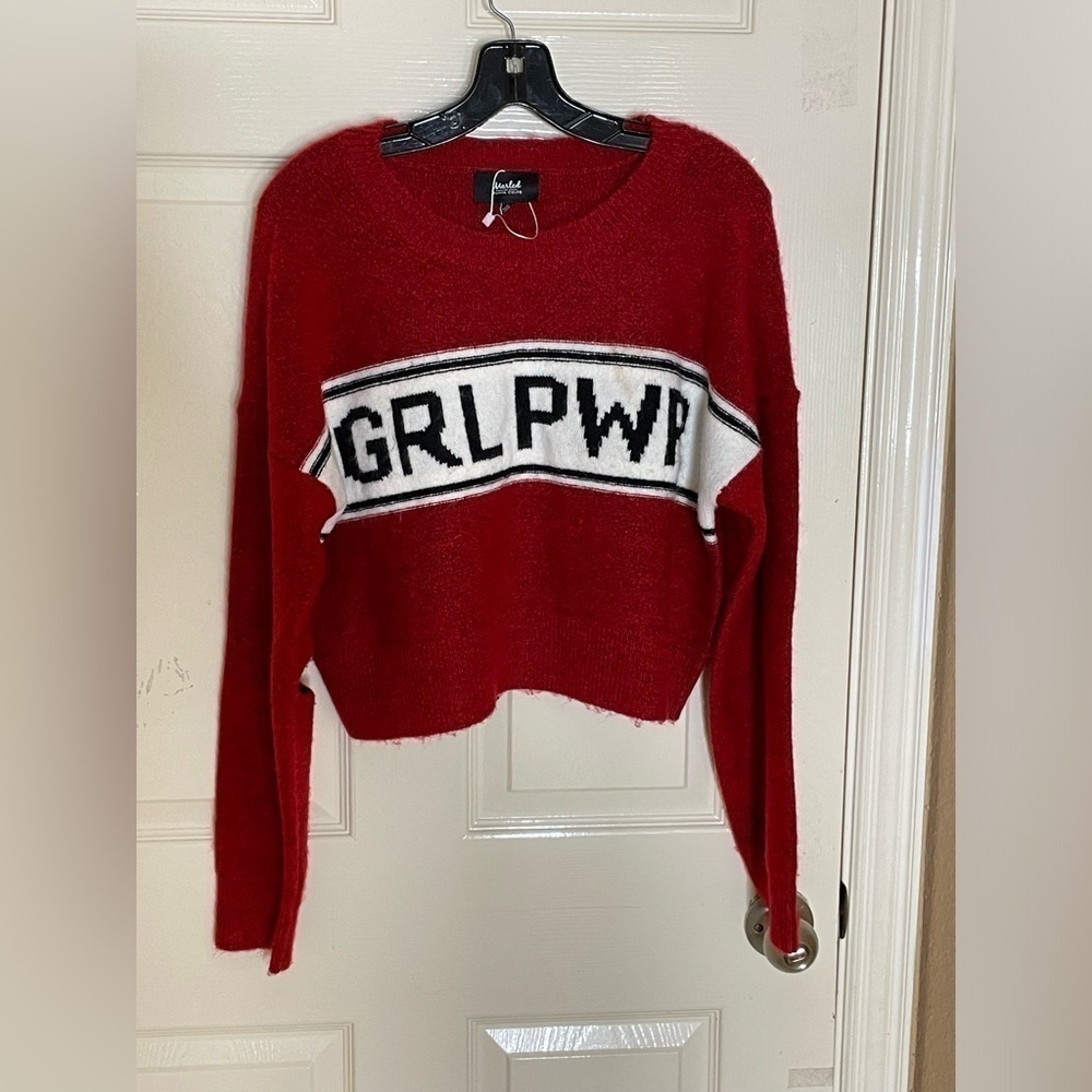 Marled x Olivia Culpo GRL PWR Destroyed Sweater in Red. - Size L​​​​​​​​​​​​ - Picture 9 of 12